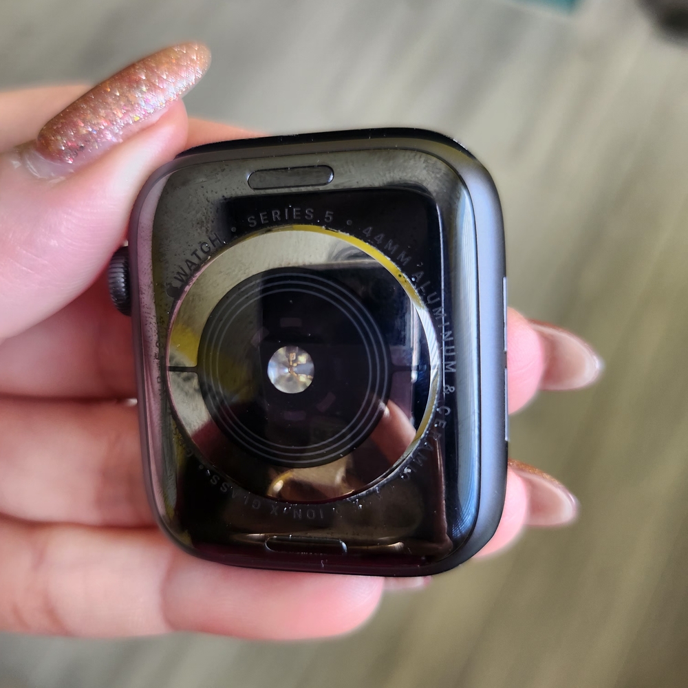 Apple Watch Series 5 - Picture 5 of 16